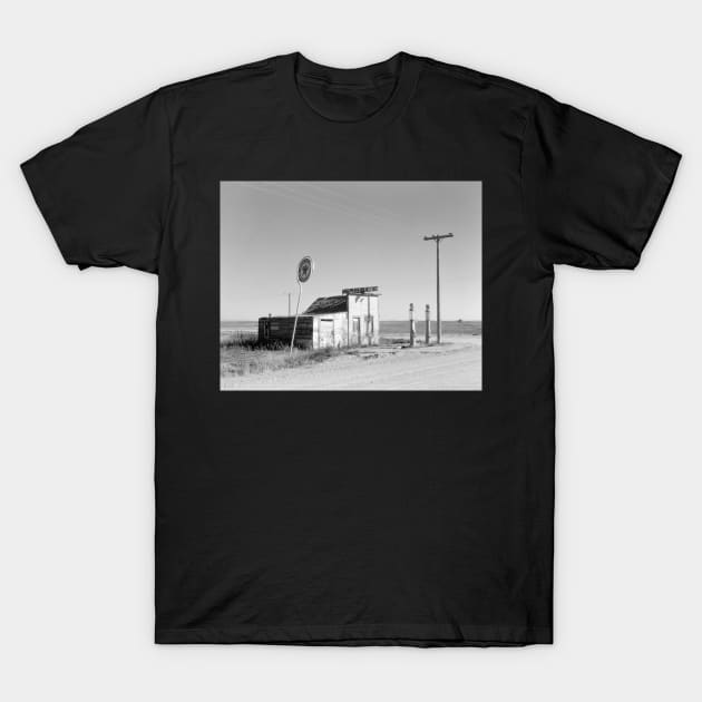 Abandoned Gas Station, 1937. Vintage Photo T-Shirt by historyphoto